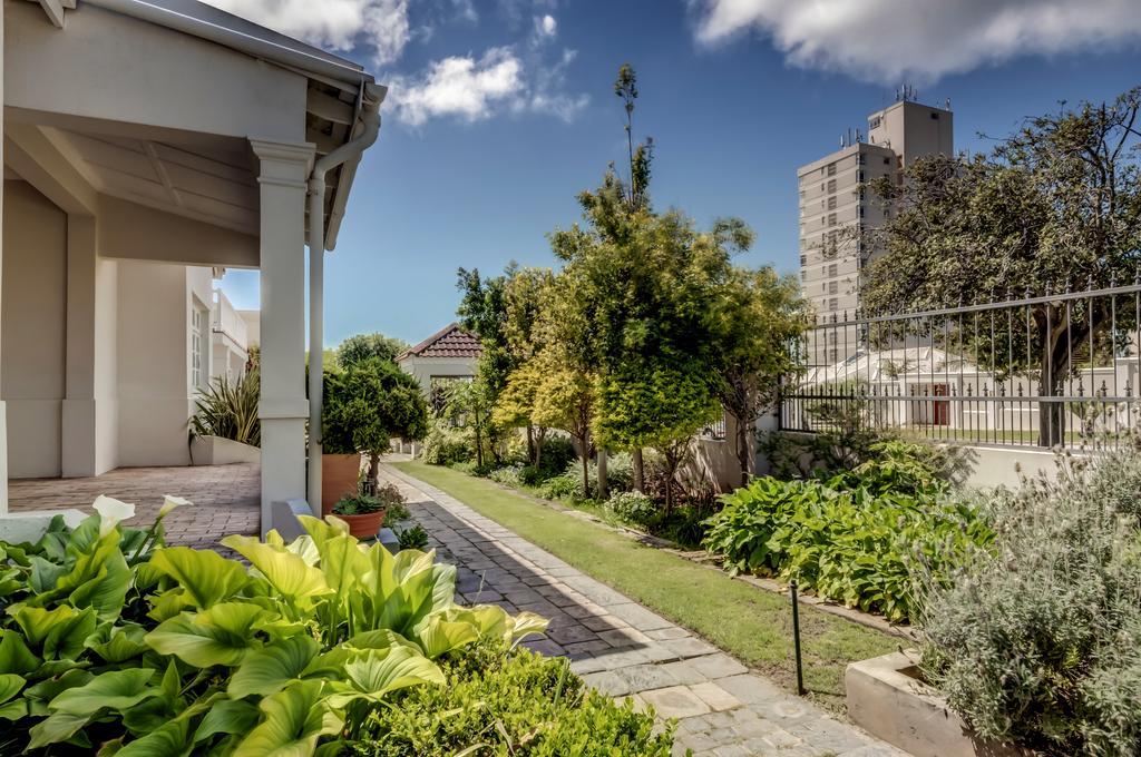 First Avenue Guesthouse Порт-Элизабет Экстерьер фото