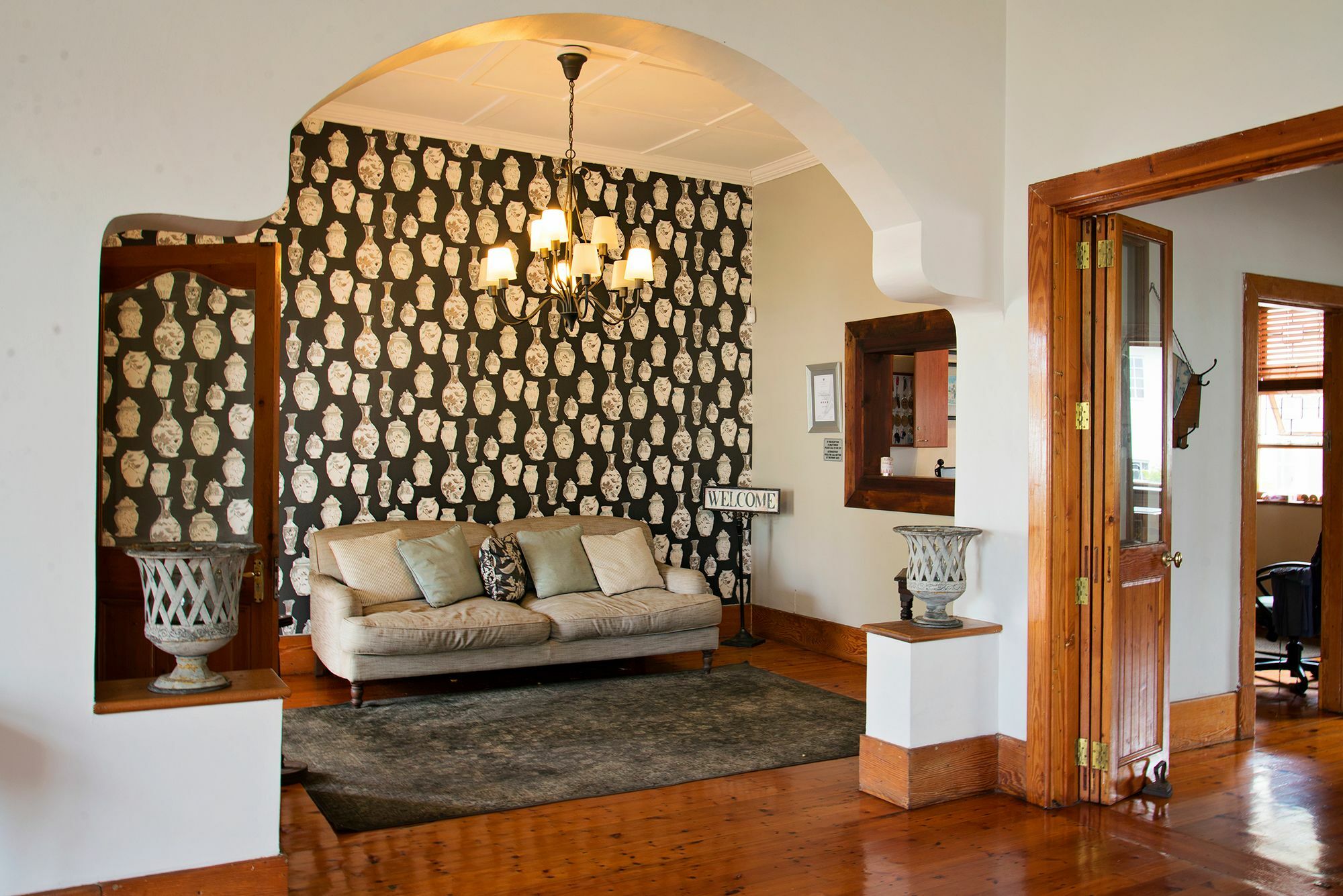 First Avenue Guesthouse Порт-Элизабет Экстерьер фото