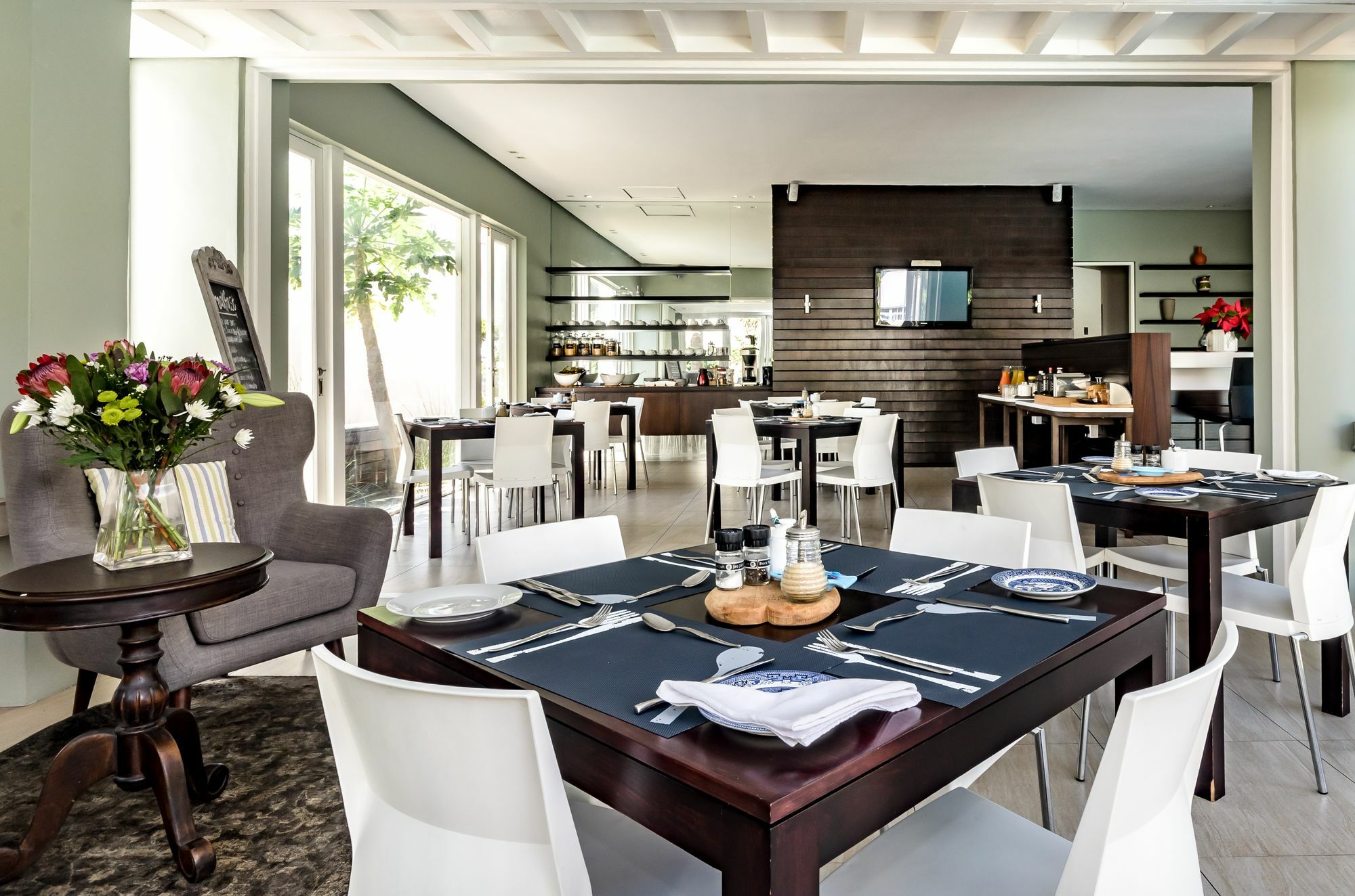 First Avenue Guesthouse Порт-Элизабет Экстерьер фото